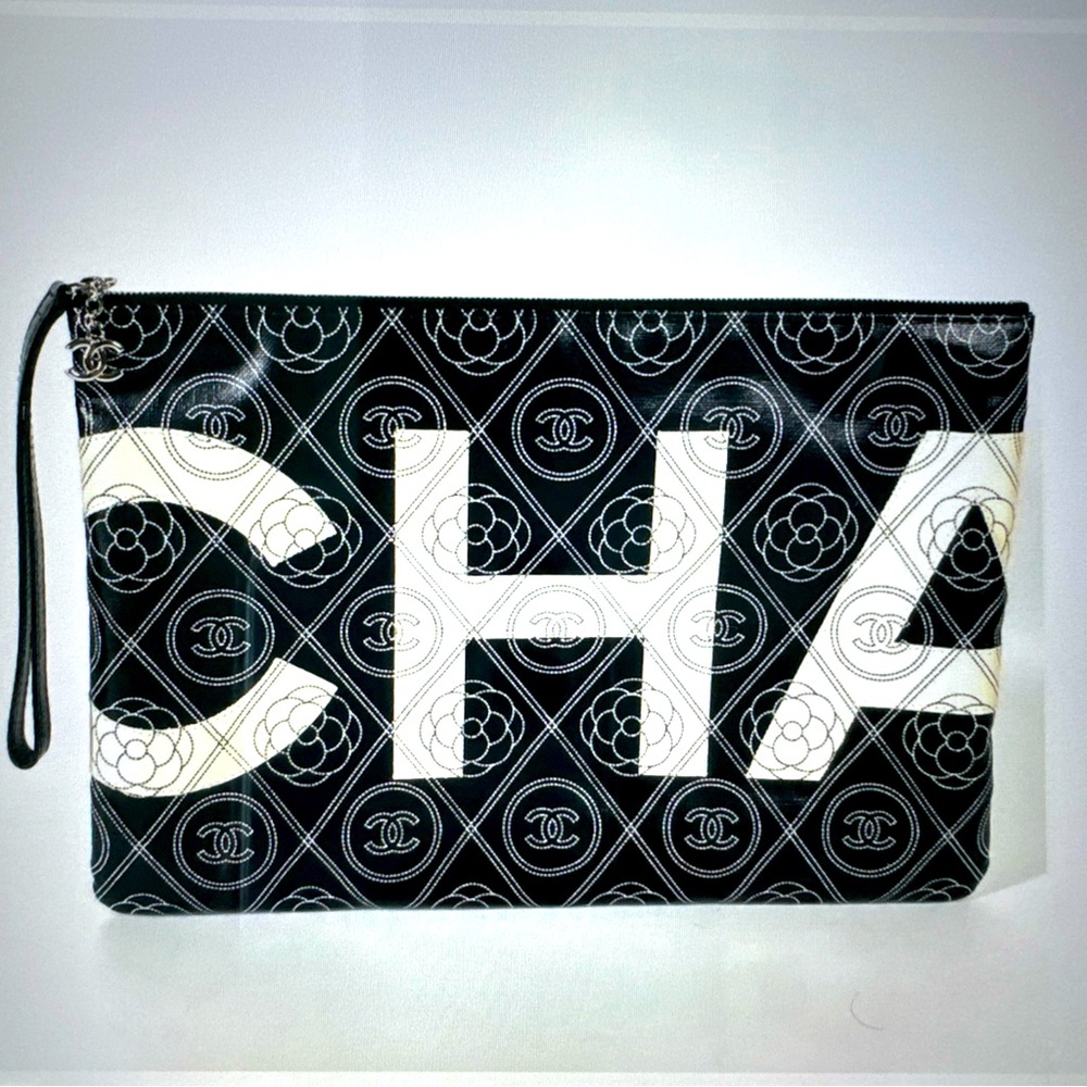 Chanel Camelia CC Clutch Bag